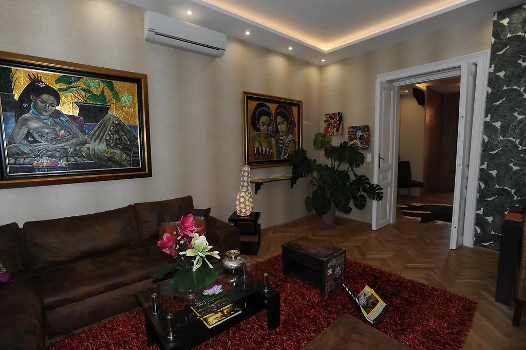 Paprika Deluxe Apartments Budapest 0*,